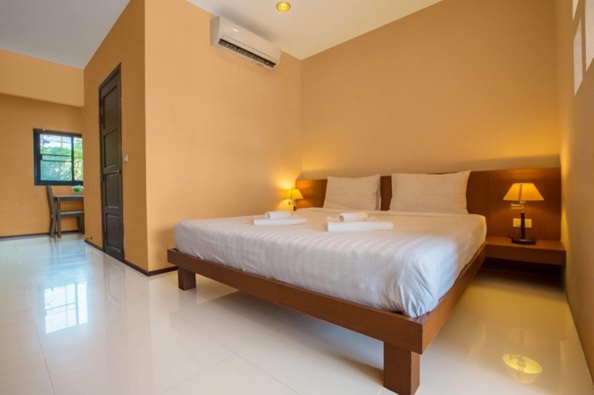 Avanta Condominium Mae Nam Beach Exterior foto