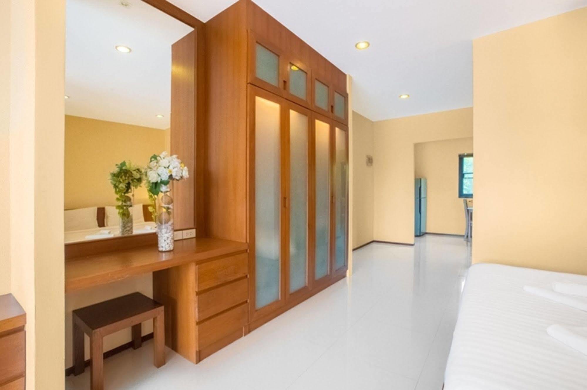 Avanta Condominium Mae Nam Beach Exterior foto